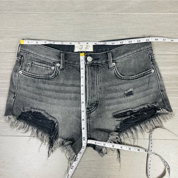 Free People We The Free Good Vibrations Cut-Off Denim Jean Shorts Sulphur Black - Picture 12 of 12